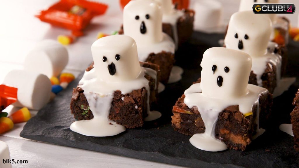 Halloween Ghost Brownie
