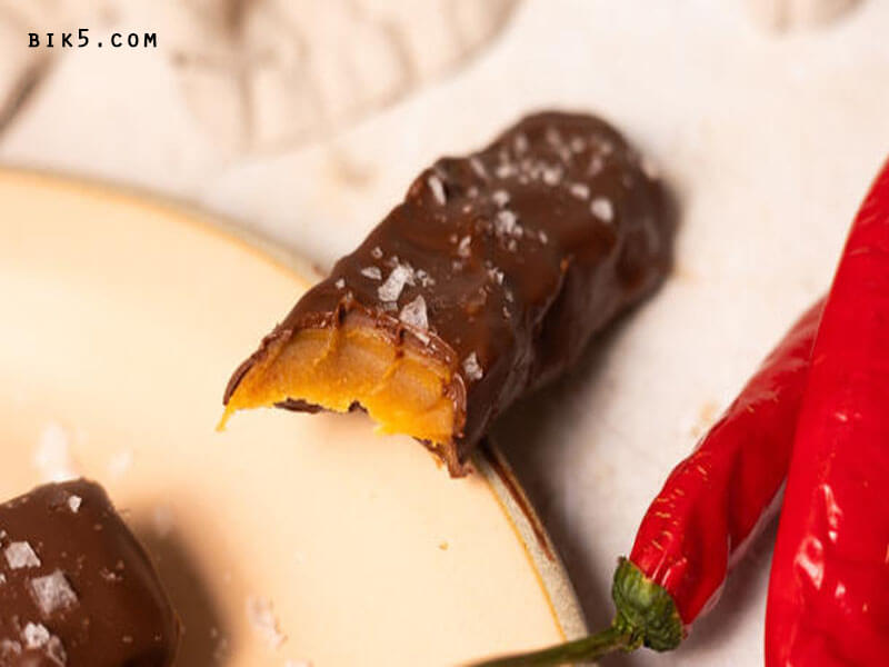 butter-chile chocolate bars