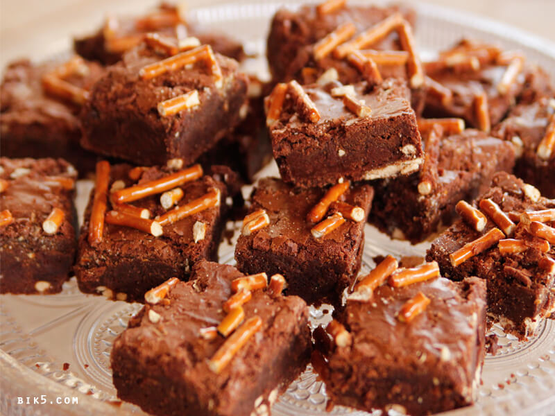 Pretzel Brownies